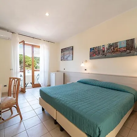 Punta Pina 3*