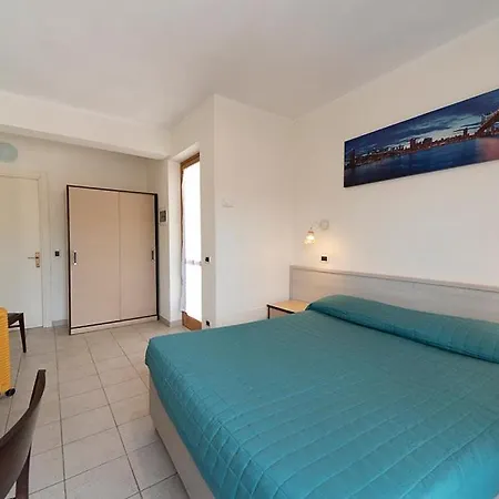 Punta Pina Hotel 3*