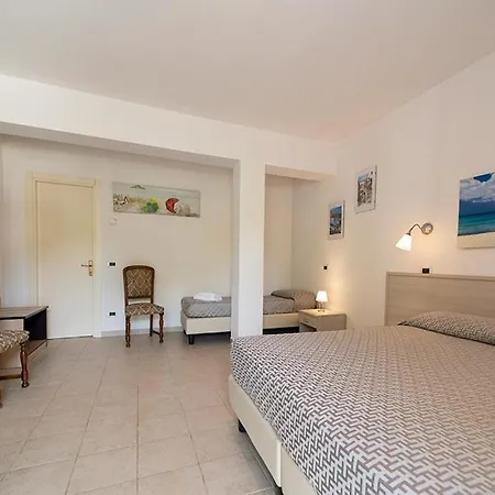 Punta Pina 3* Portoferraio