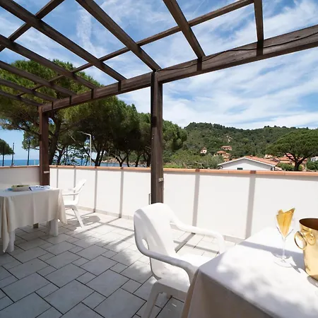 Hotel Punta Pina Portoferraio
