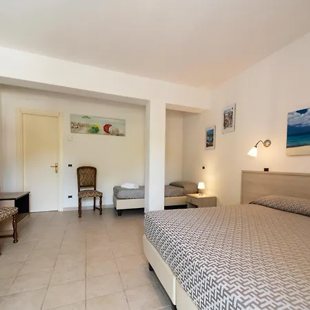 Punta Pina Hotel 3*